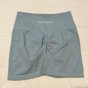 Alphalete Amplify size Medium short in like new condition